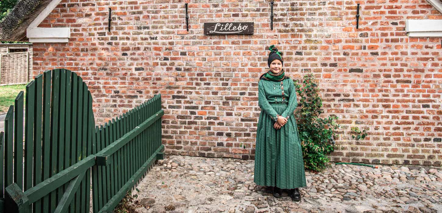 Fanøpige i grøn fanødragt | Vadehavskysten