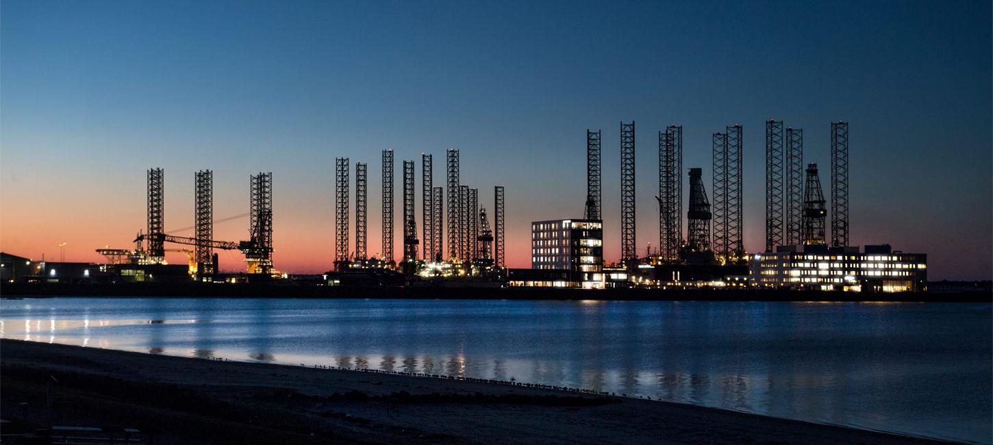 Cruise Esbjerg | Havnen i Esbjerg ved aftentid | Vadehavskysten