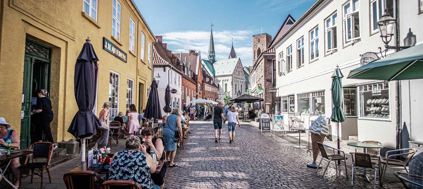 The pedestrian street in Ribe | By the Wadden Sea