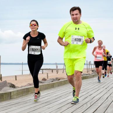 Running on Hjerting Strandpromenade | By the Wadden Sea